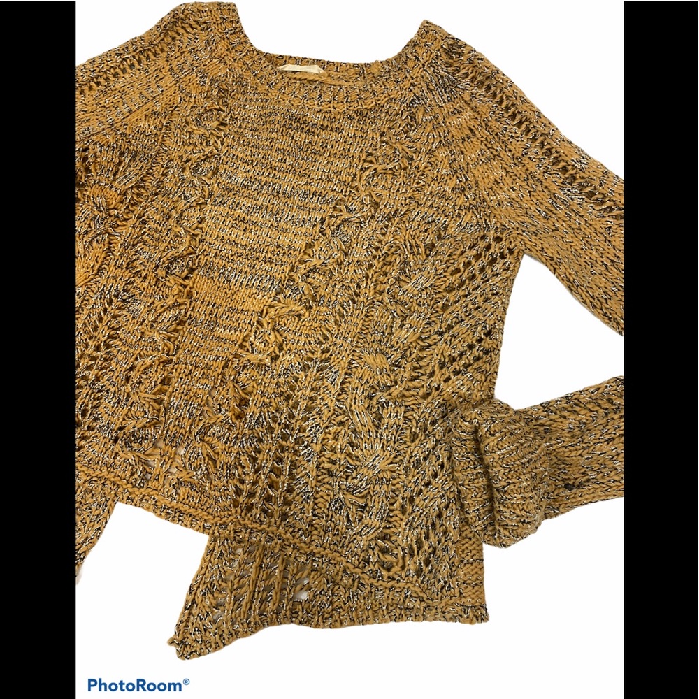 Illa Illa Open Back Sweater Sz M